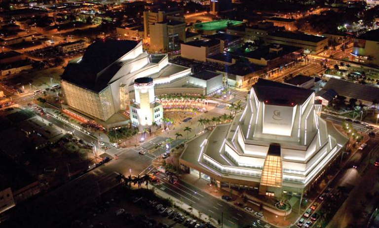 01-adrienne_arsht_center_for_the_performing_arts-enclos__project-large