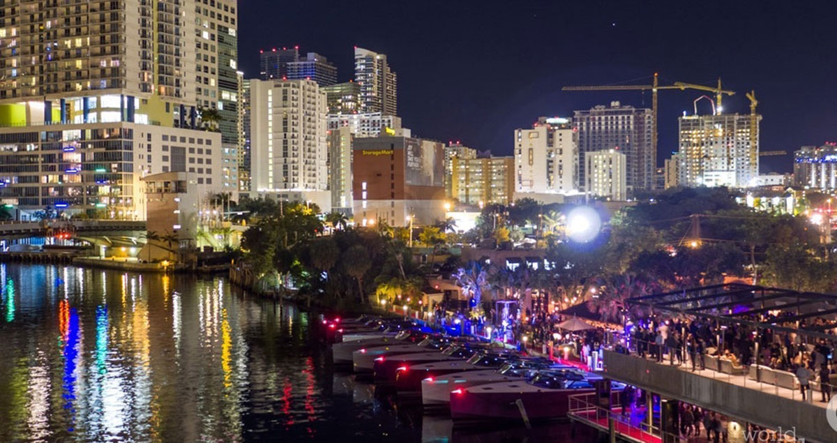 River-Yacht-Club-And-VanDutch-Lounge-2