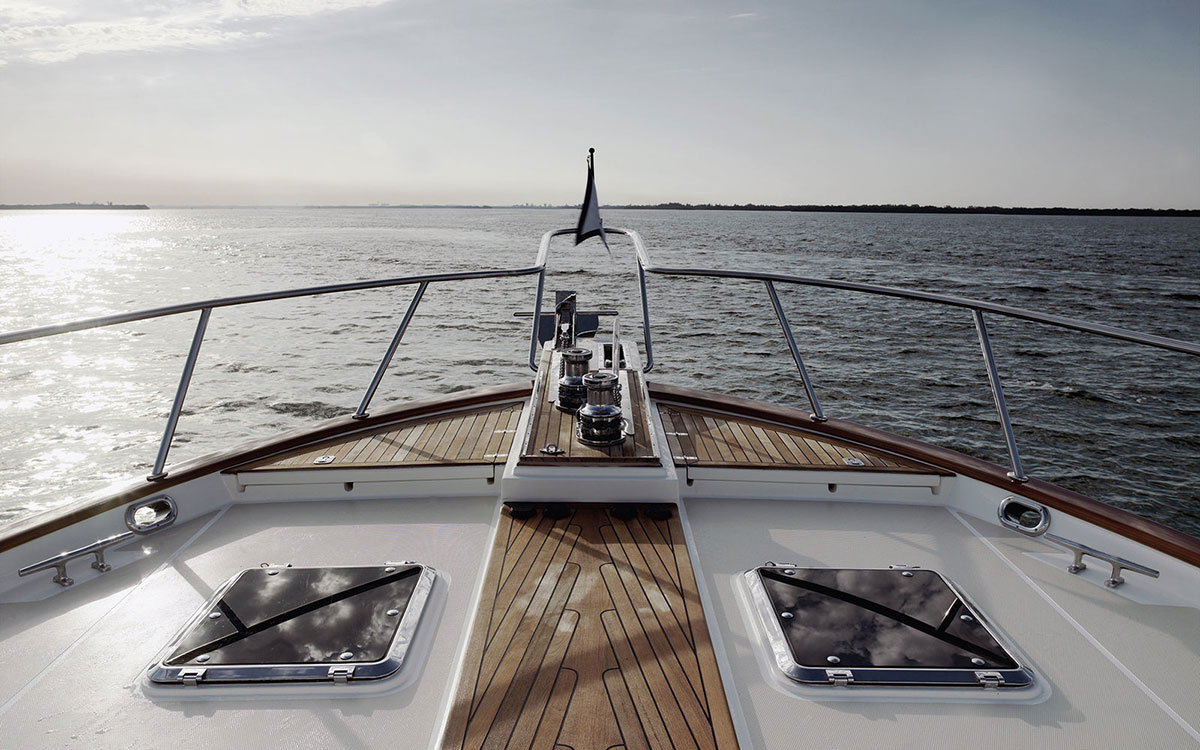 luxury yachting in Miami1